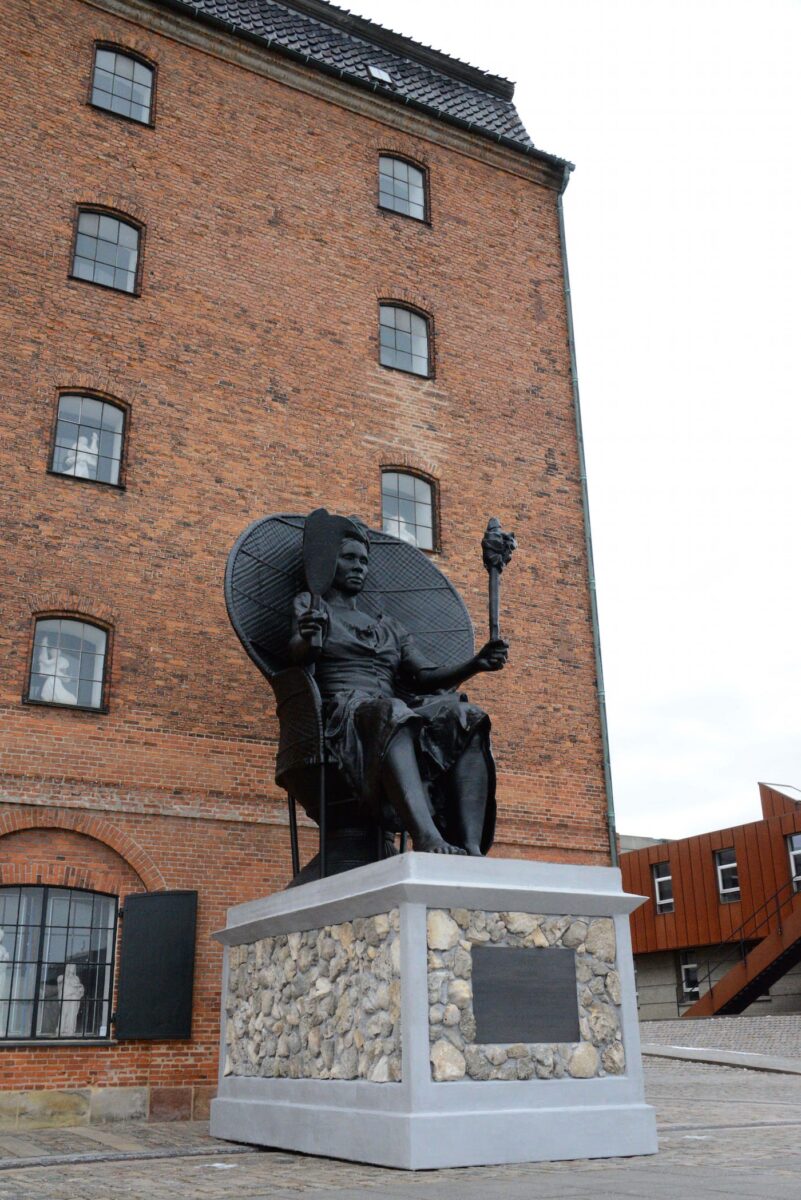 public sculpture by La Vaughn Belle and Jeannette Ehlers, “I Am Queen Mary”